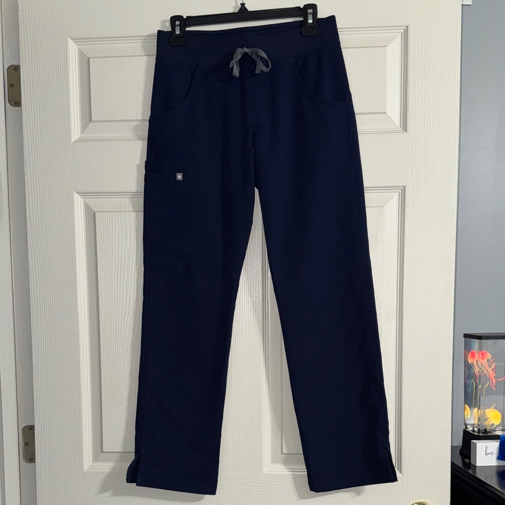 Figs Women's Navy Blue Kade Cargo Scrub Pants